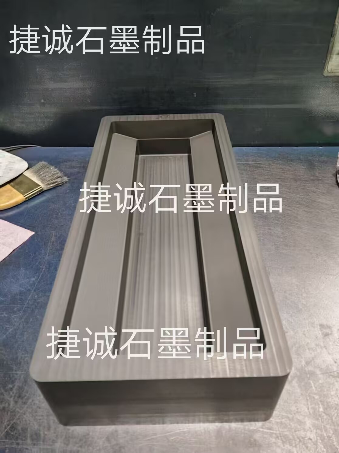石墨油槽，鑄錠石墨油槽，高純石墨油槽，多槽石墨油槽，耐高溫石墨油槽，金銀鑄錠石墨模具，石墨油槽石墨鑄錠槽，石墨油槽生產廠家